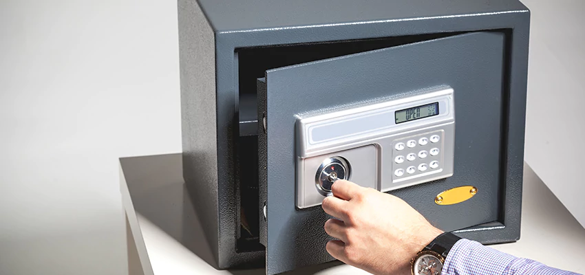Jewelry Safe Unlocking Service in Poway, California